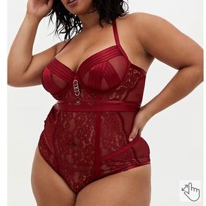 NWOT Torrid underwire body suit